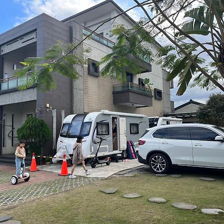 Ferienwohnung Weiden House Luodong Exterior foto