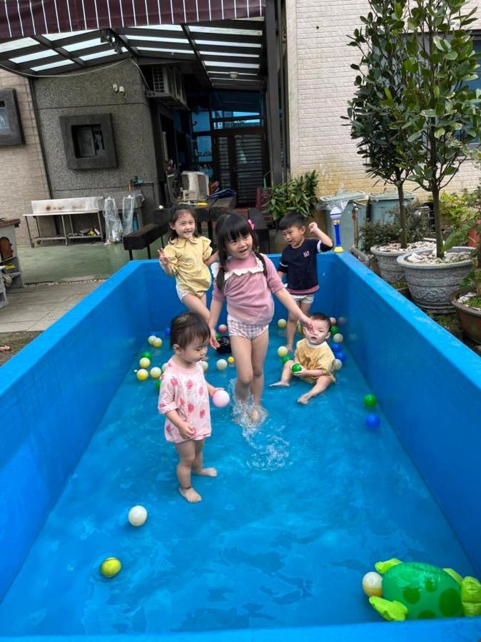Ferienwohnung Weiden House Luodong Exterior foto
